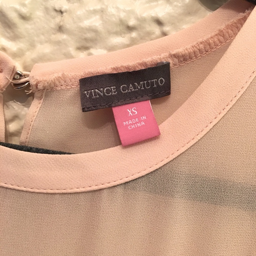 VINCE CAMUTO pale pink tank